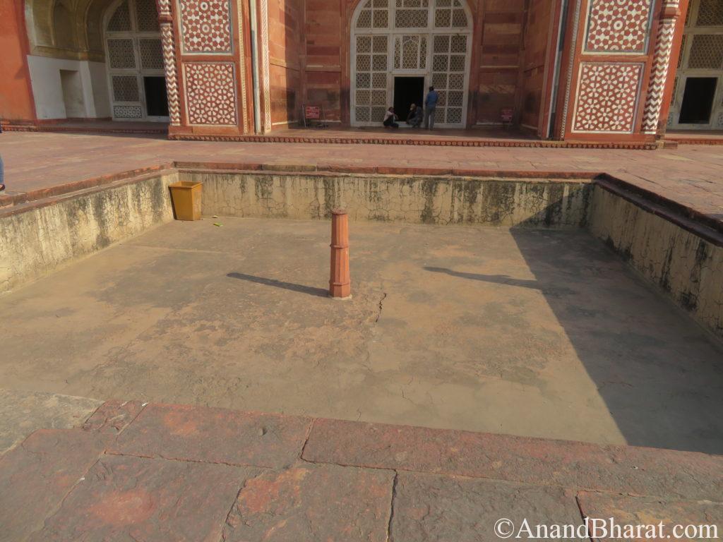 Water fountain in fore courtyard