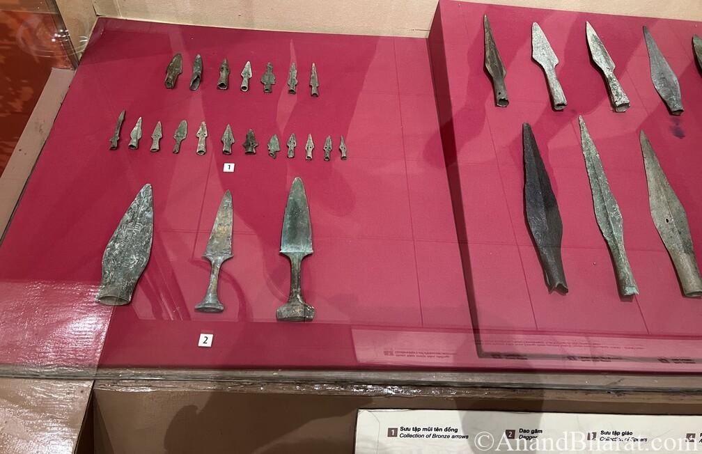 Collected bronze arrows, spears and daggers