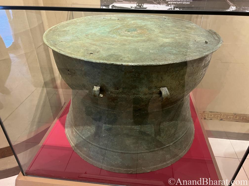 World famous 72 Kg artifact of Don Song culture drum