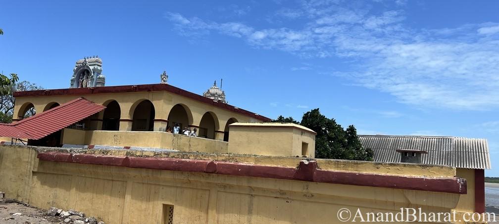 Kothandaramaswamy (Vibheesan temple)