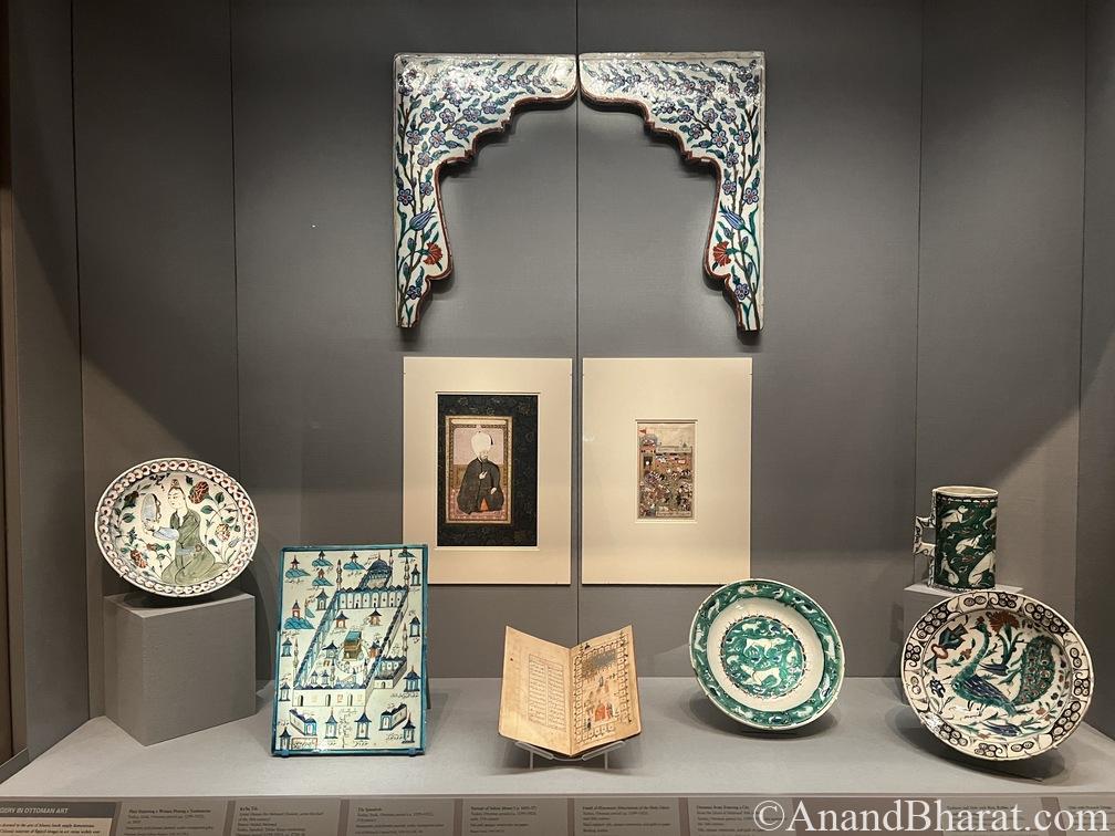 Ottoman calligraphy on tiles and ceramics